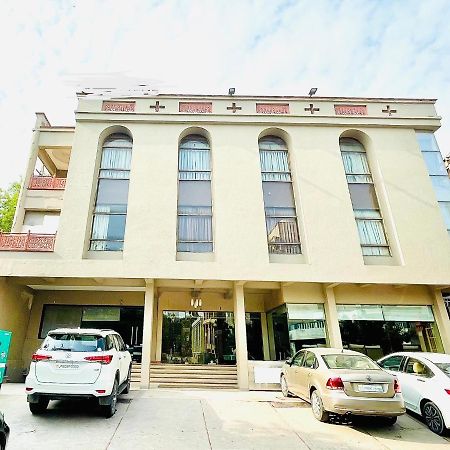 Hotel Bhoomivilas آغْرا المظهر الخارجي الصورة