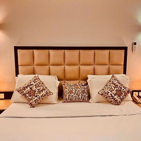 Hotel Bhoomivilas آغْرا المظهر الخارجي الصورة