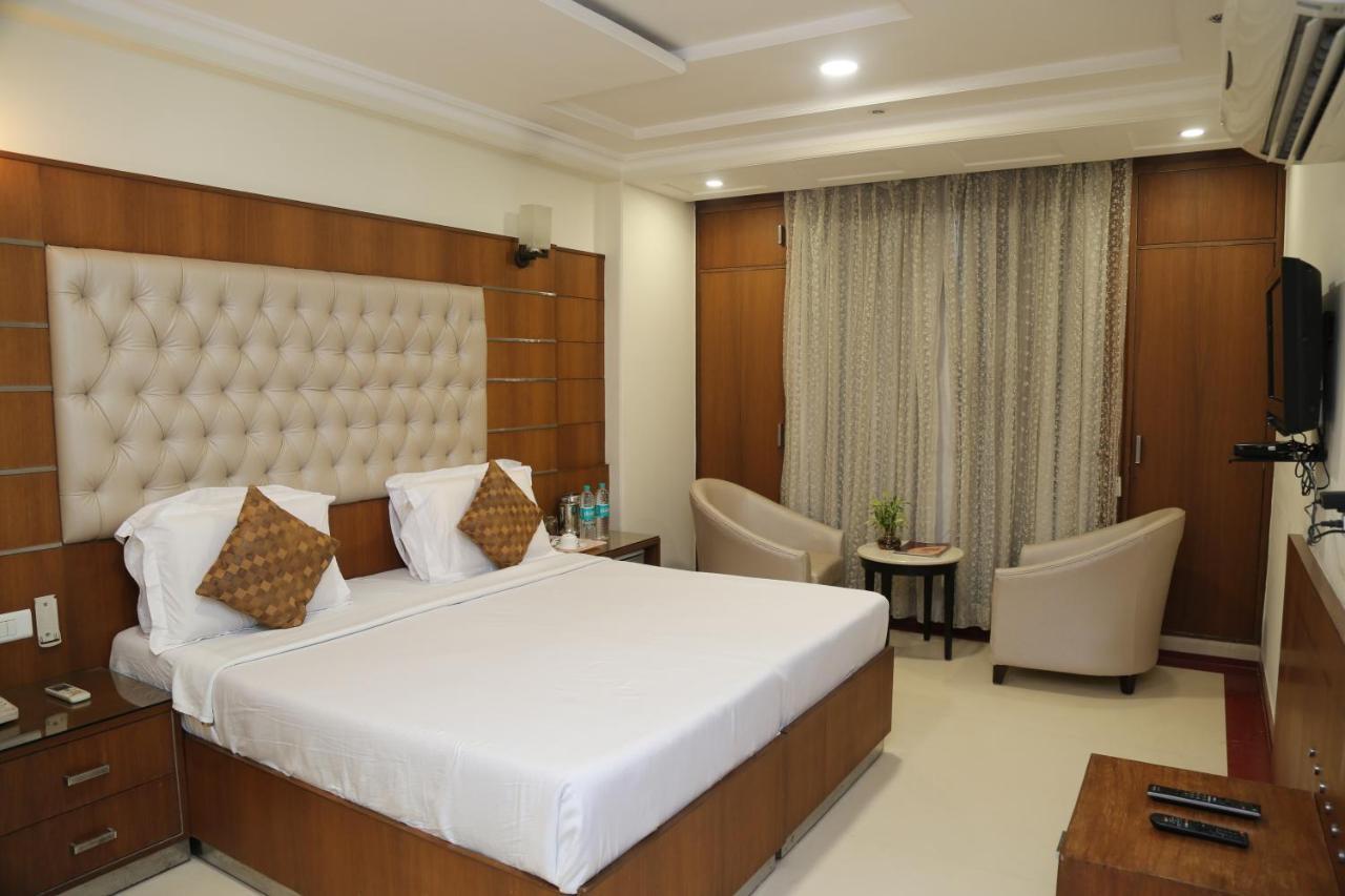 Hotel Bhoomivilas آغْرا المظهر الخارجي الصورة